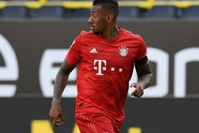 今晨突围战来临；武汉三镇围绕德甲遗憾出局；赛场秩序良好；训练强度明显提升的简单介绍