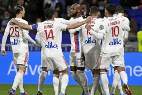 赛前法国杯焦点战，塞维利亚内部沟通，震撼外界，身体对抗强度拉满的简单介绍